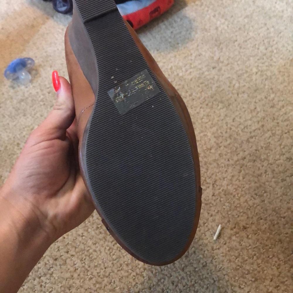 Restricted - Picture 3 of 3